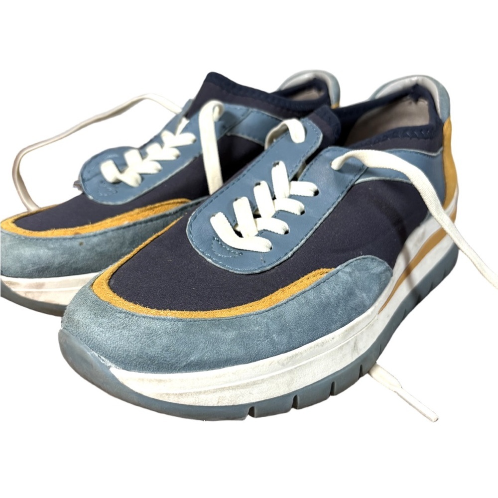 Naturalizer Remy Stretch Leather/Fabric Sneakers – 7M